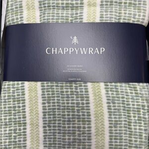 New in Box ChappyWrap Reversible Green & White Throw Blanket